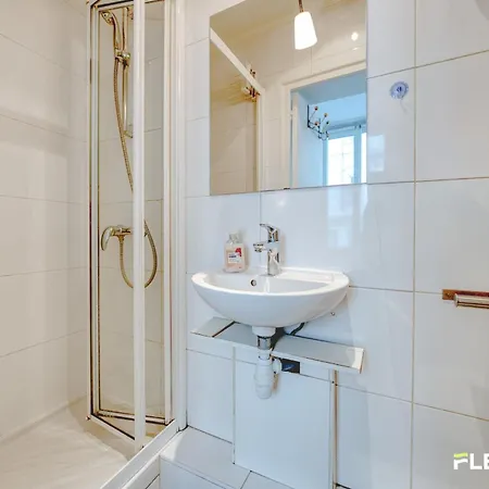 Apartment Cozy In The Heart Of Le Marais 3rd *